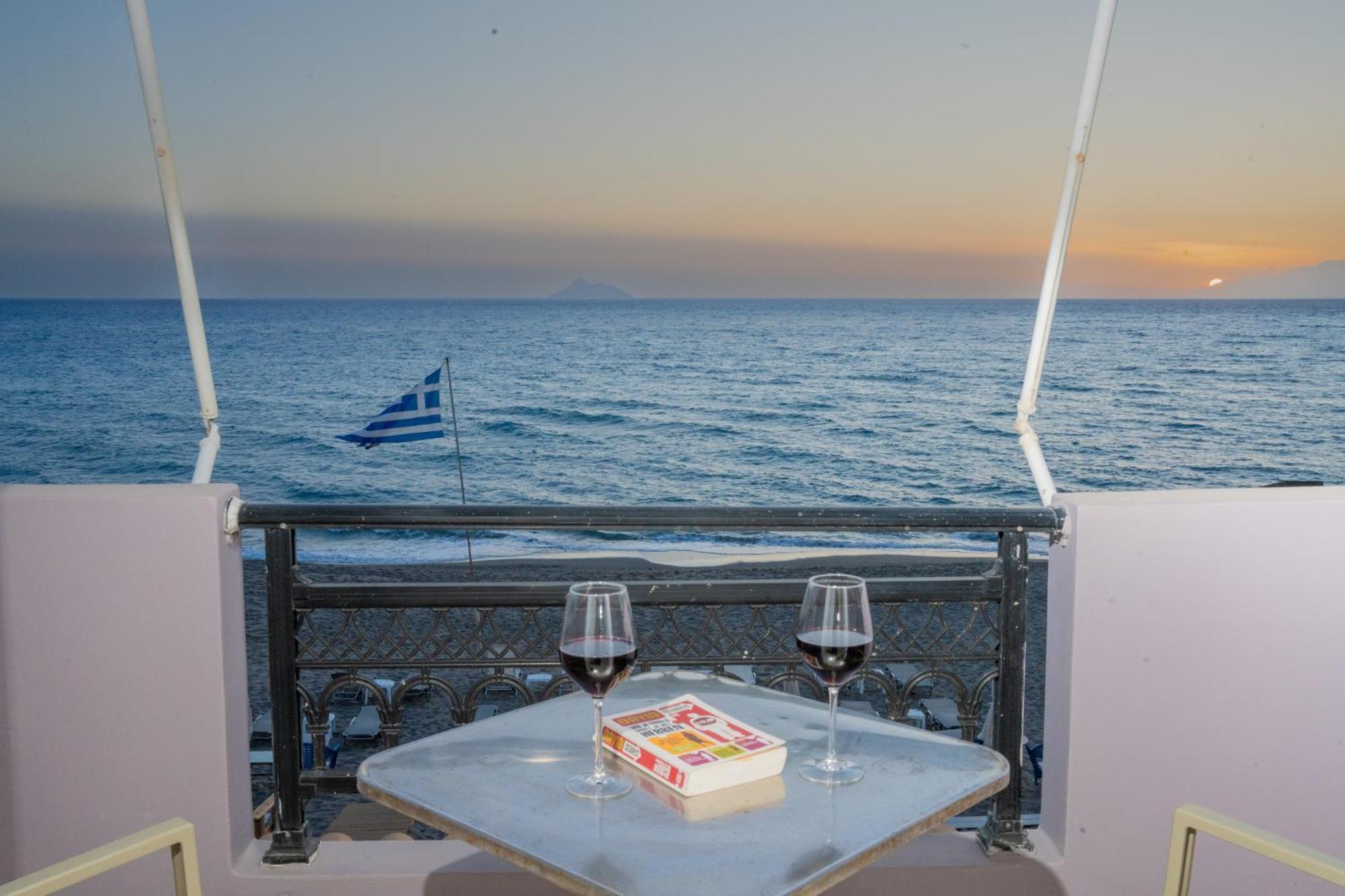 קלמאקי Artemis Beach Studios מראה חיצוני תמונה