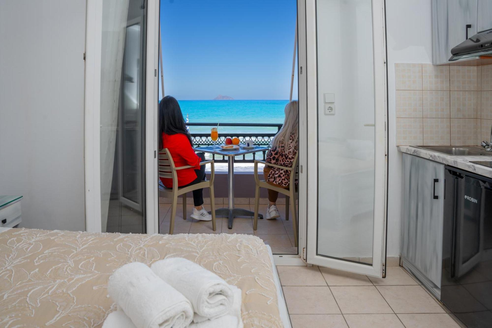 קלמאקי Artemis Beach Studios מראה חיצוני תמונה